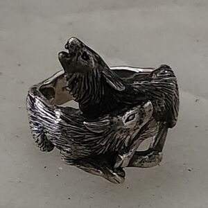 Sterling Silver Double Wolf Pack Design Ring Size 7